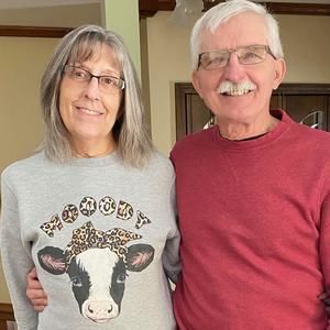 Meet your Posher, Cynthia